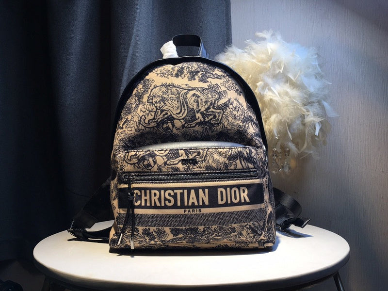 Christian Dior Luxury - The Tote   758