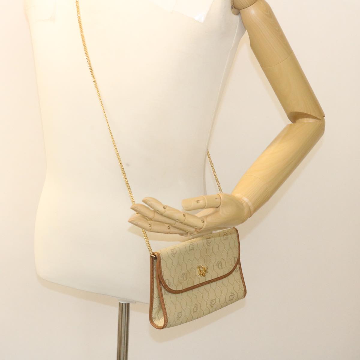 CHRISTIAN DIOR Honeycomb Chain Shoulder Bag Canvas Beige Auth am2250g