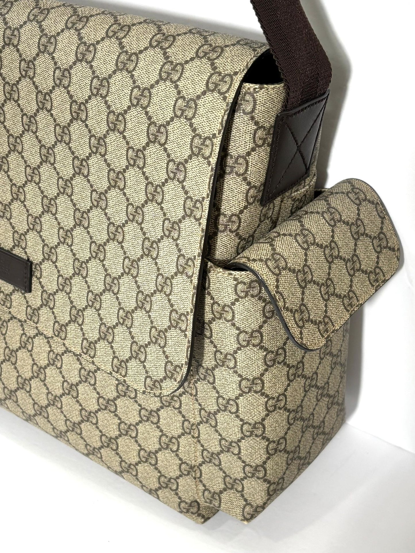 GUCCI BEIGE/BROWN GG SUPREME CANVAS PLUS DIAPER BAG