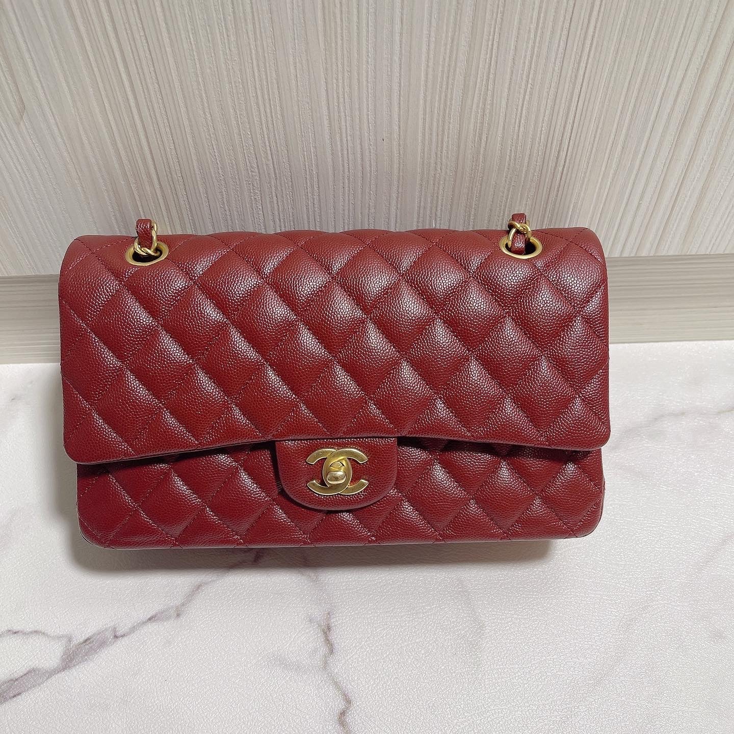 Chanel Medium Classic Quilted Flap Iridescent Burgundy Caviar Aged Gold Hardware 18C