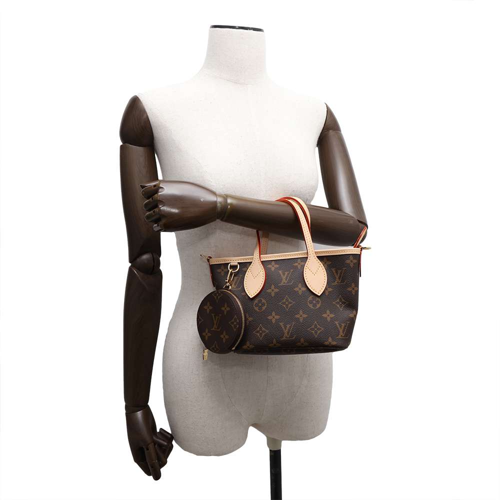 LOUIS VUITTON BeigeM46705 Monogram Size BB