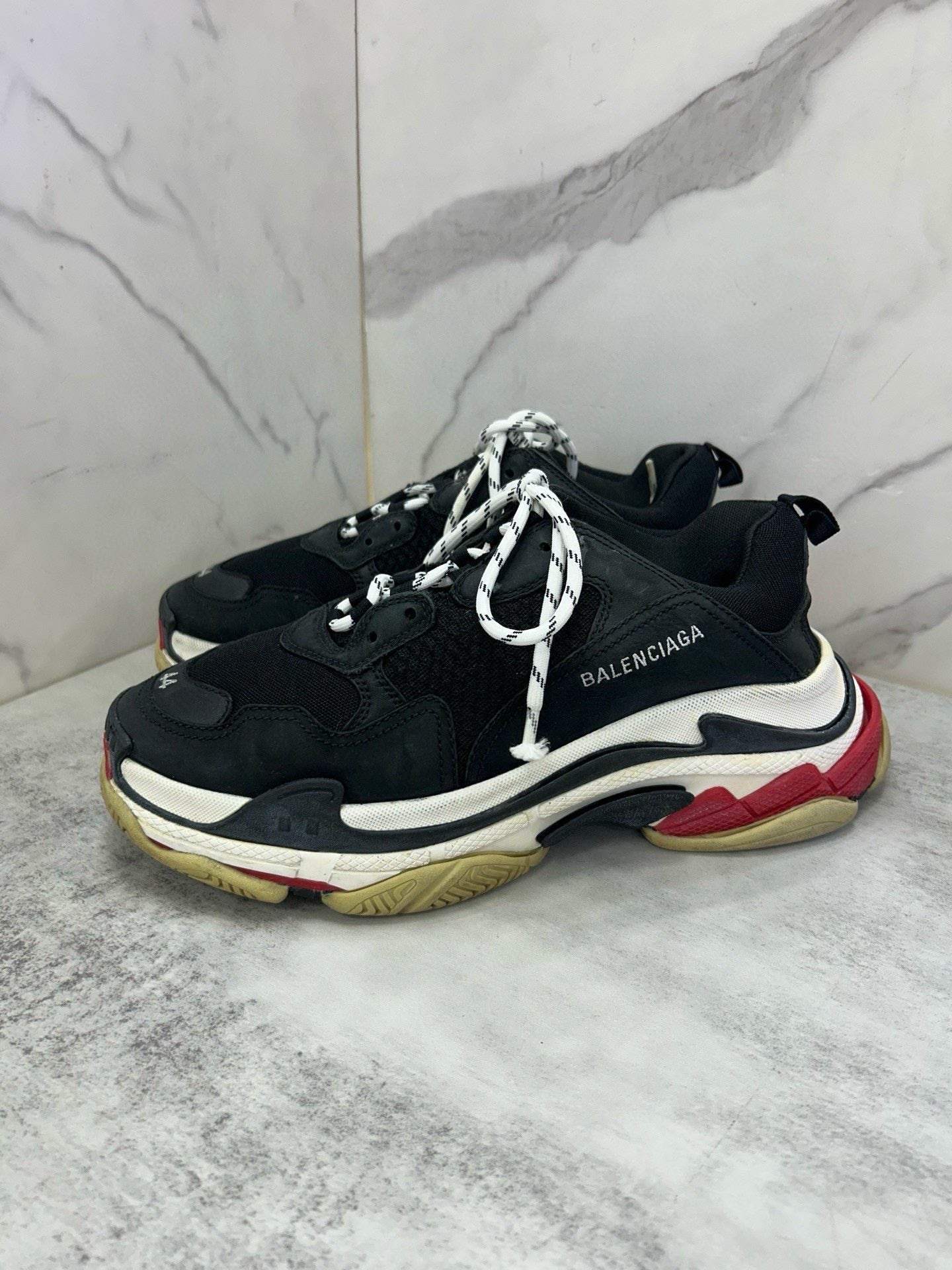 Balenciaga Preloved Triple S Sneakers Black Size 44 LNS3674