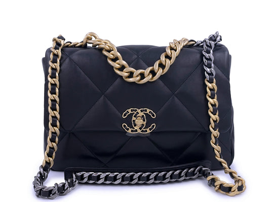 NIB 21K Chanel 19 Black Medium Flap Bag