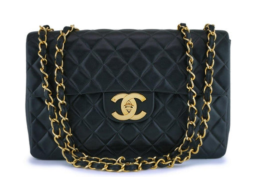 Chanel Black Vintage Lambskin Maxi "Jumbo XL" Classic Flap Bag 24k GHW