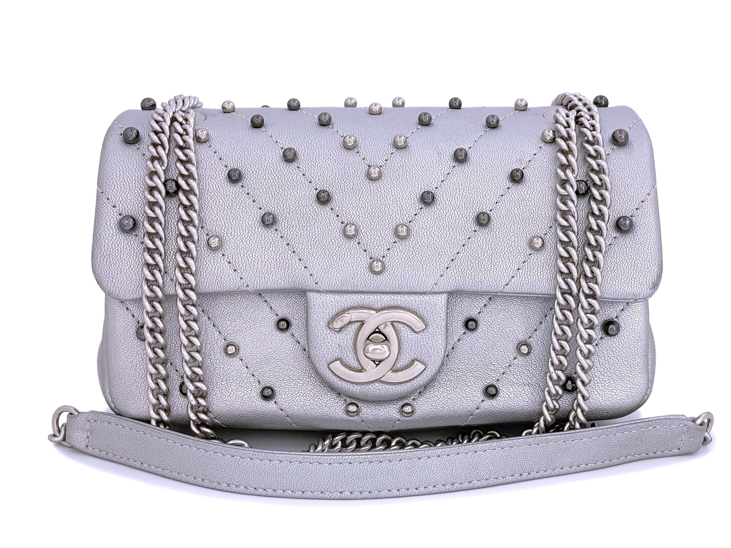 Chanel Silver Chevron Pearl Lambskin Rectangular Mini Flap Bag SHW BE2