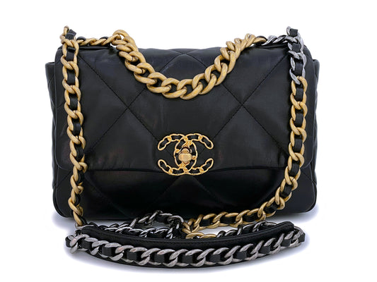 Chanel 19 Black Medium Flap Bag 0X3