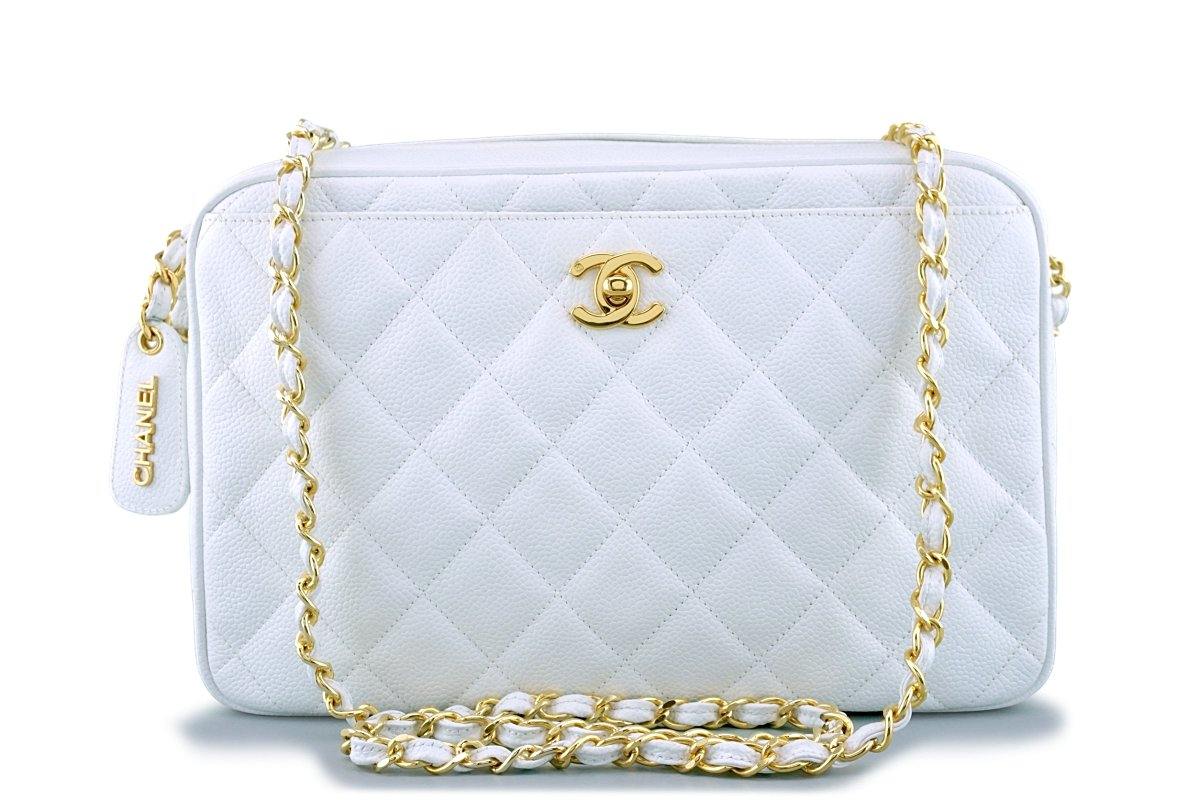 Rare Pristine Chanel White Caviar Quilted Classic Camera Case Clasp Bag