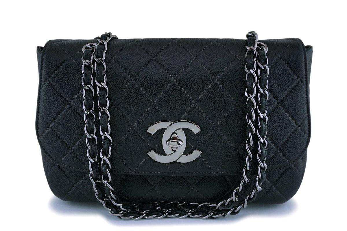 Rare Chanel Vintage Black Caviar Jumbo Classic Flap Bag RHW