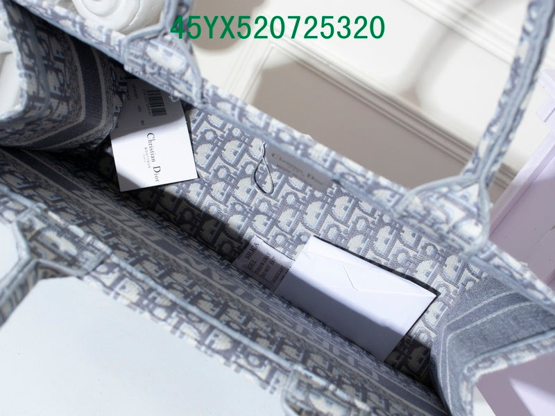 Christian Dior Luxury - The Tote   402