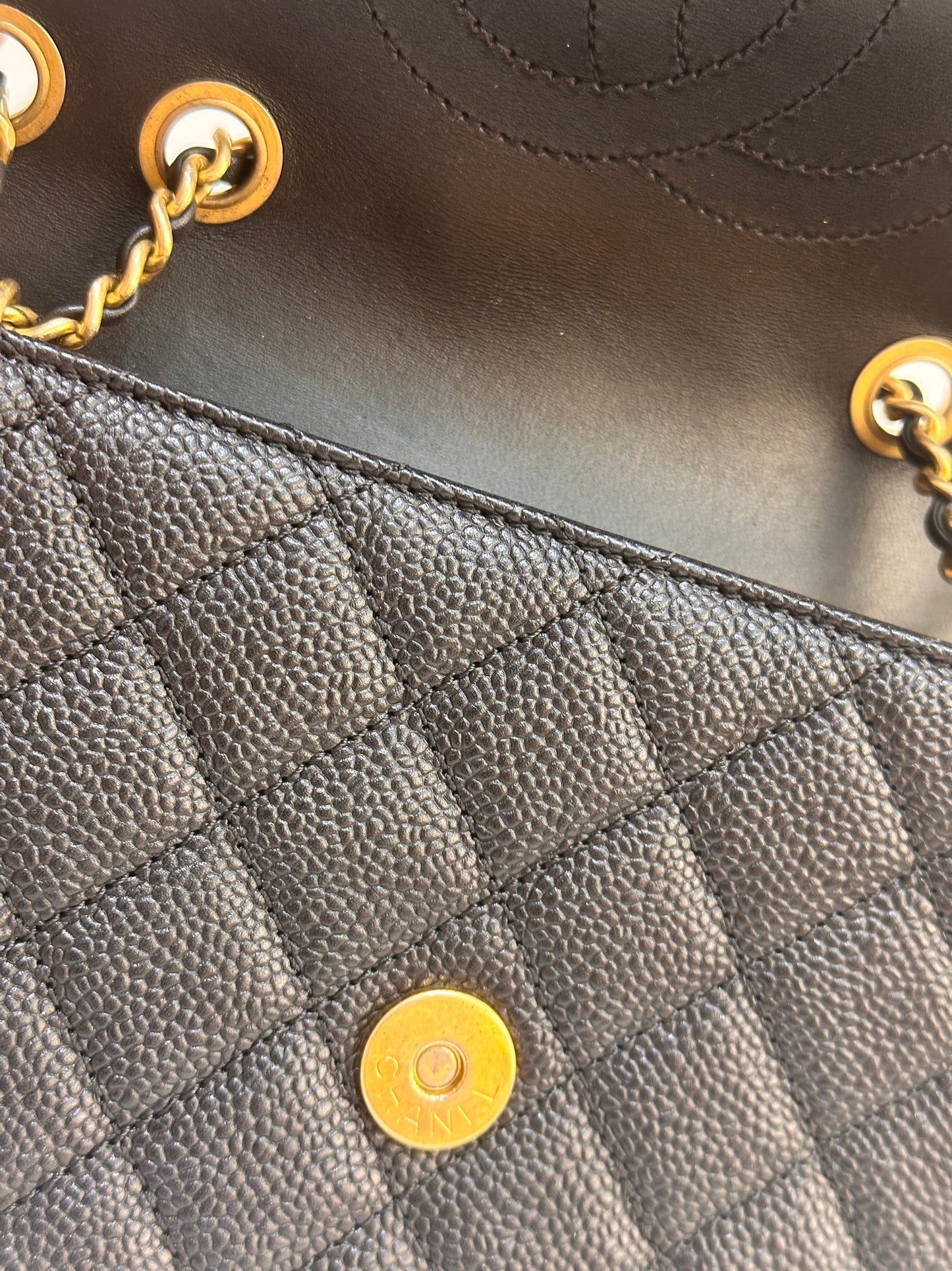 CHANEL Caviar Quilted Small CC Filigree Flap Black