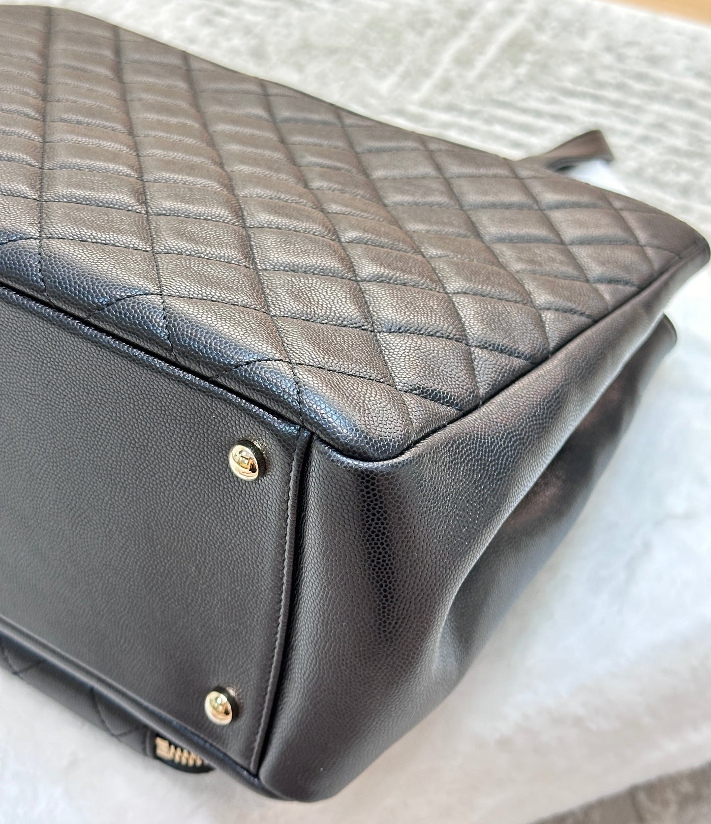 CHANEL Business Affinity Shopping Tote Caviar Black GHW