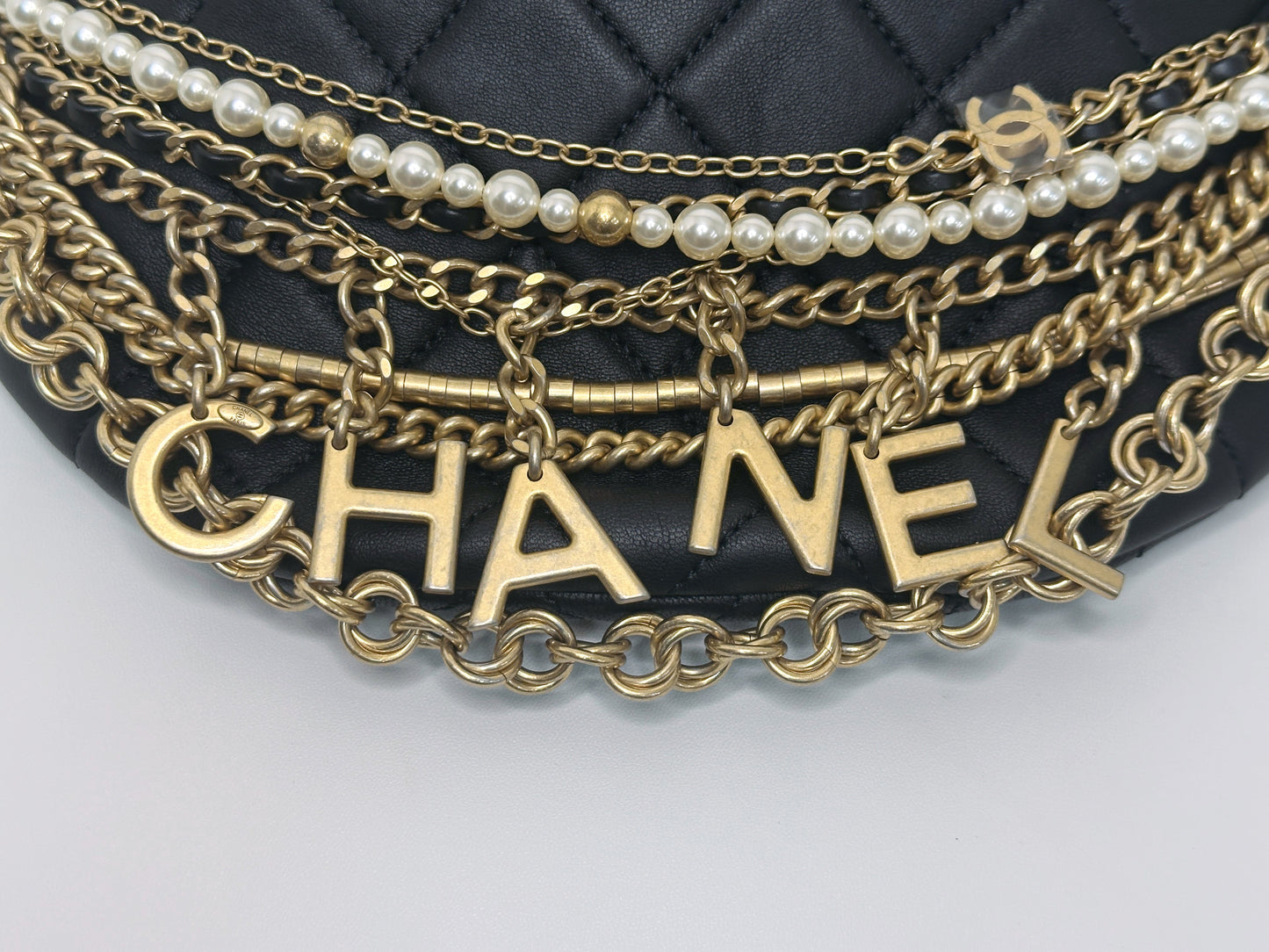 CHANEL 19A BLACK ALL ABOUT CHAINS PEARL FANNY PACK BAG GHW 2806 holo card
