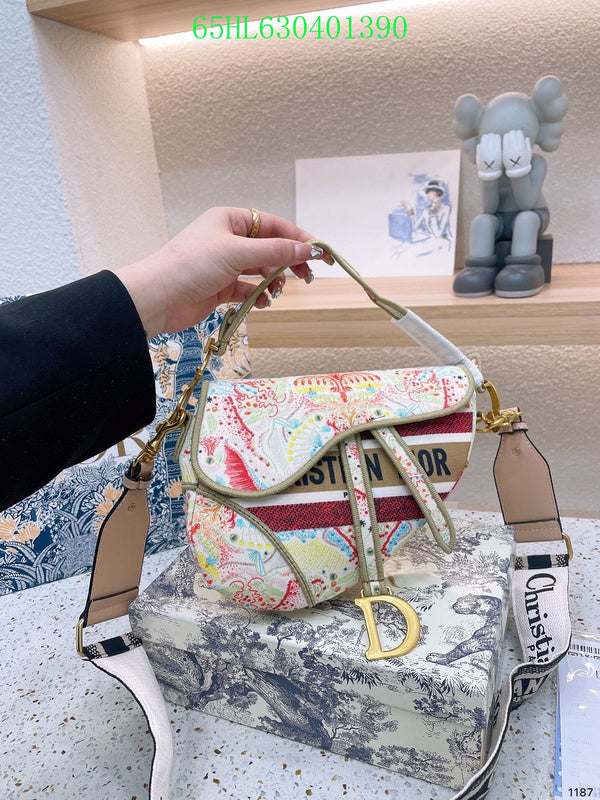 Christian Dior Luxury Bag - The Tote   465