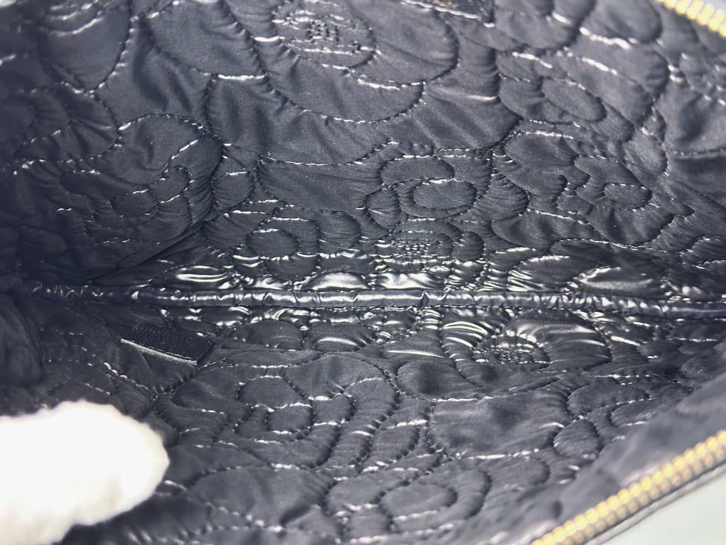 CHANEL Caviar Camellia Embossed Medium Cosmetic Case Black 2285 holo card