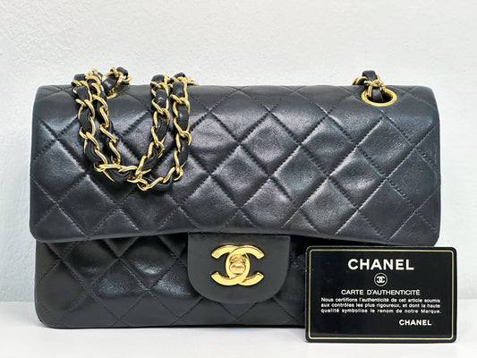 Chanel Vintage Black Quilted Lambskin Small Classic Double Flap Bag 4591 holo card
