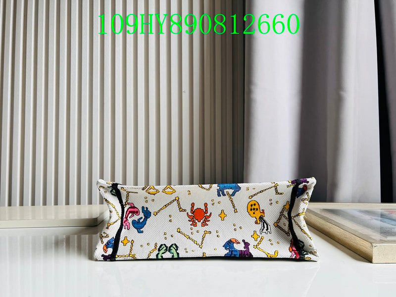 Christian Dior Luxury Bag - The Tote   277