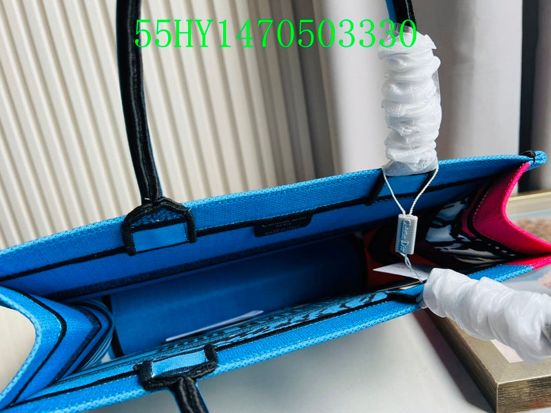 Christian Dior Luxury Bag - The Tote   282