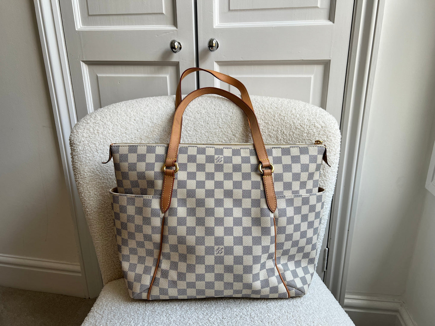 Louis Vuitton Totally MM Damier Azur