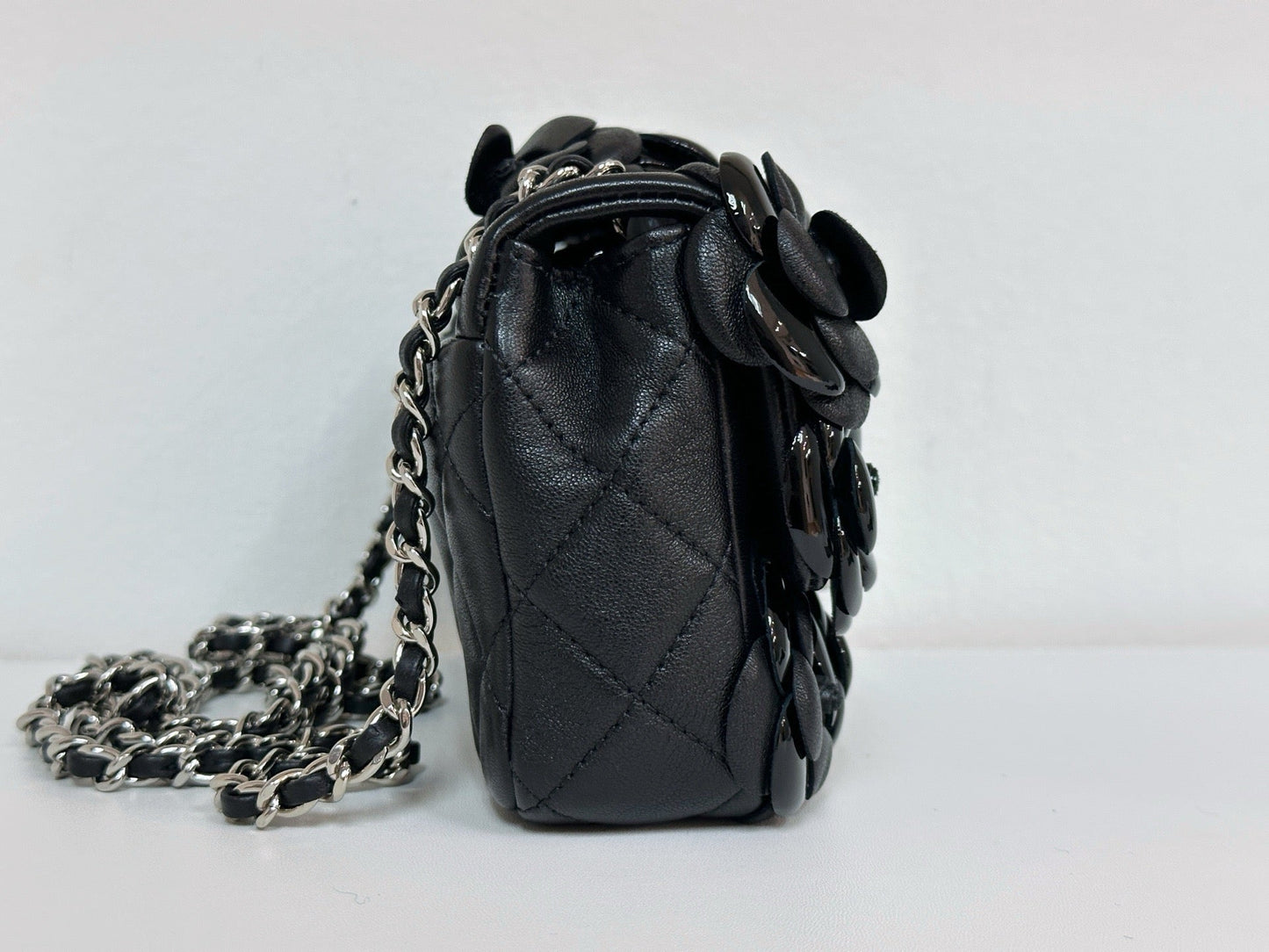 CHANEL Camellia Lambskin Patent Around Flap Crossbody Bag holo card 2246