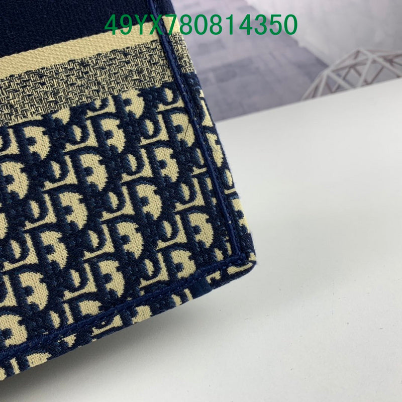 Christian Dior Luxury Bag - The Tote   399