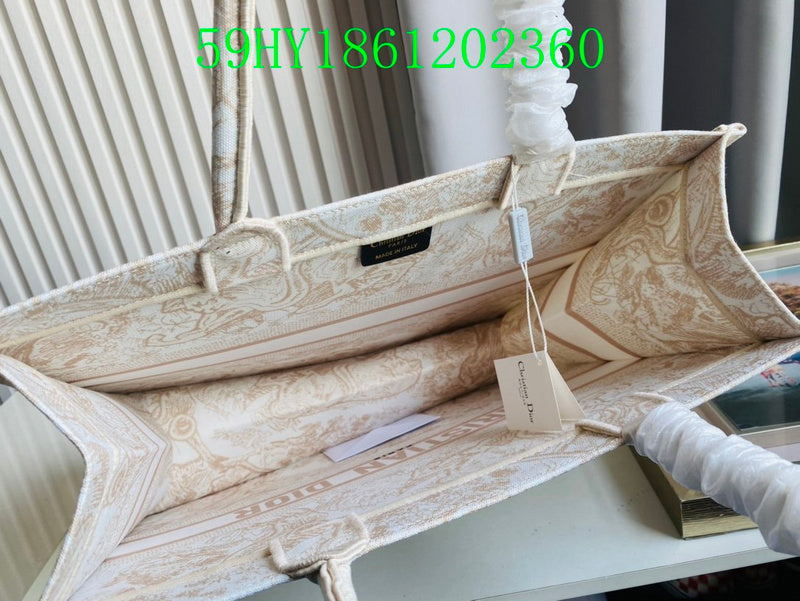 Christian Dior Luxury Bag - The Tote   323