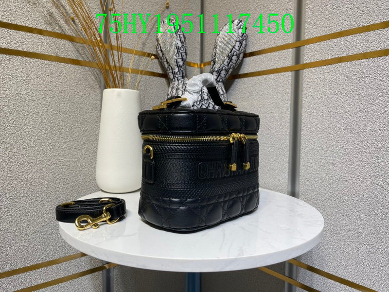 Christian Dior Luxury - The Tote   675