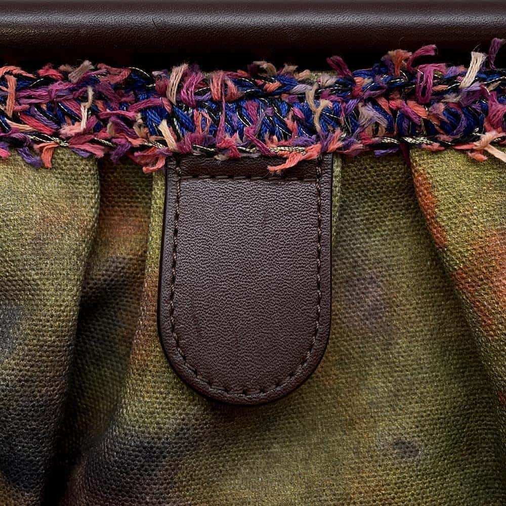 CHANEL Embroidery Graffiti Bag Khaki/BrownA92791 Canvas Leather