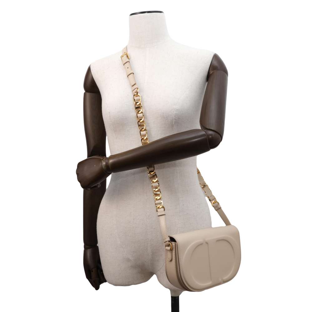 Dior Chain Shoulder Bag BeigeM9280UZWS Leather