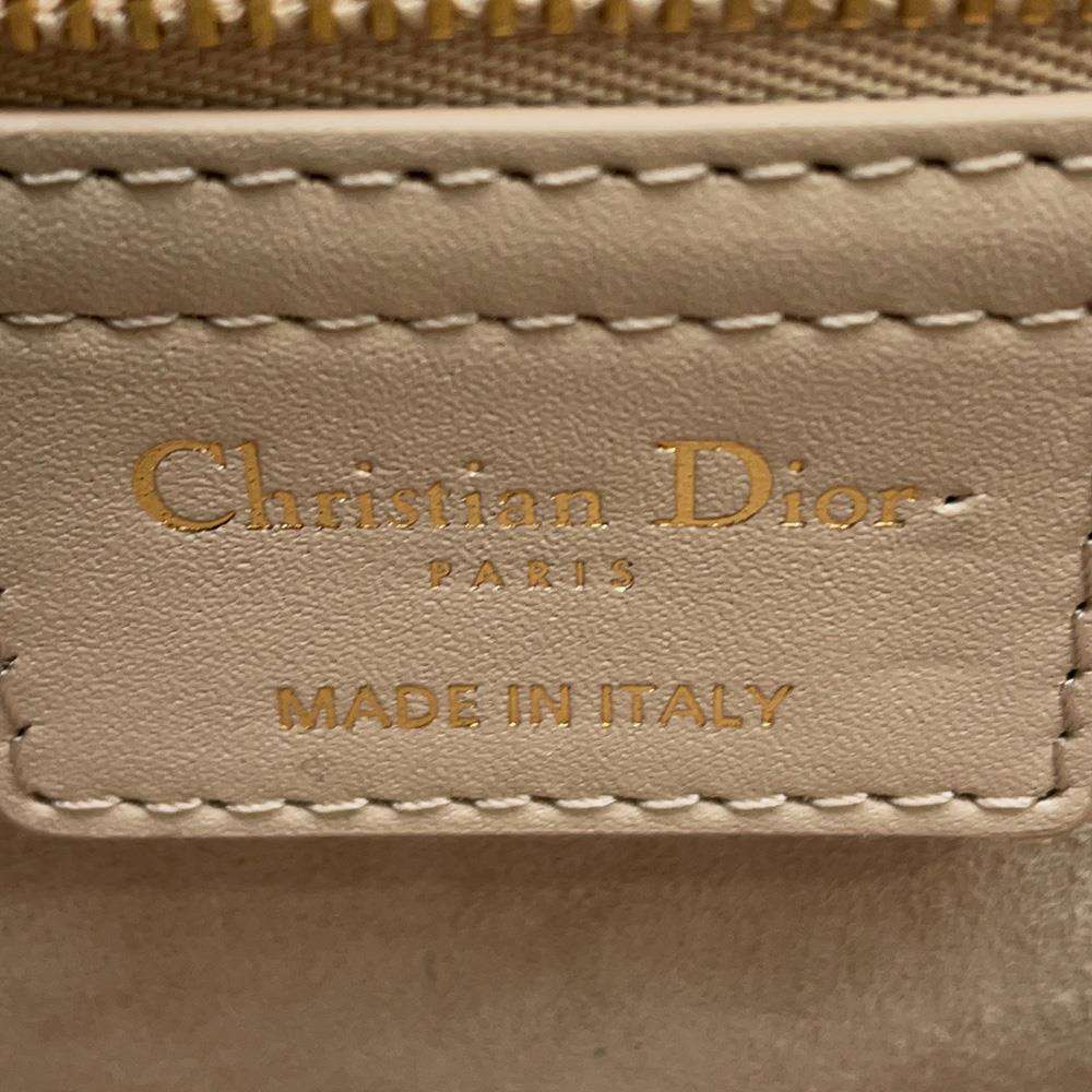 Dior Chain Shoulder Bag BeigeM9280UZWS Leather