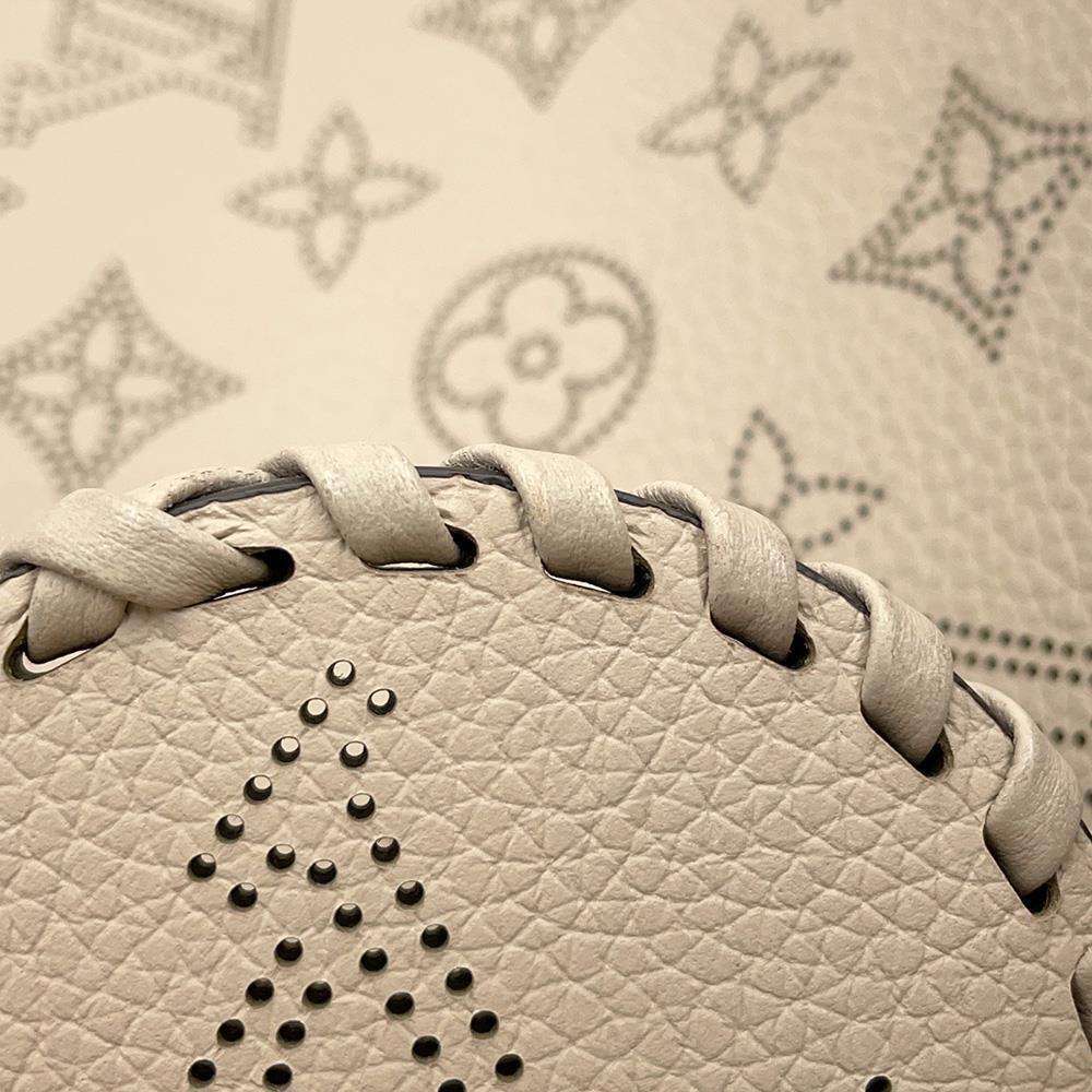 LOUIS VUITTON Blossom GaletM21852 Monogram Mahina Size MM