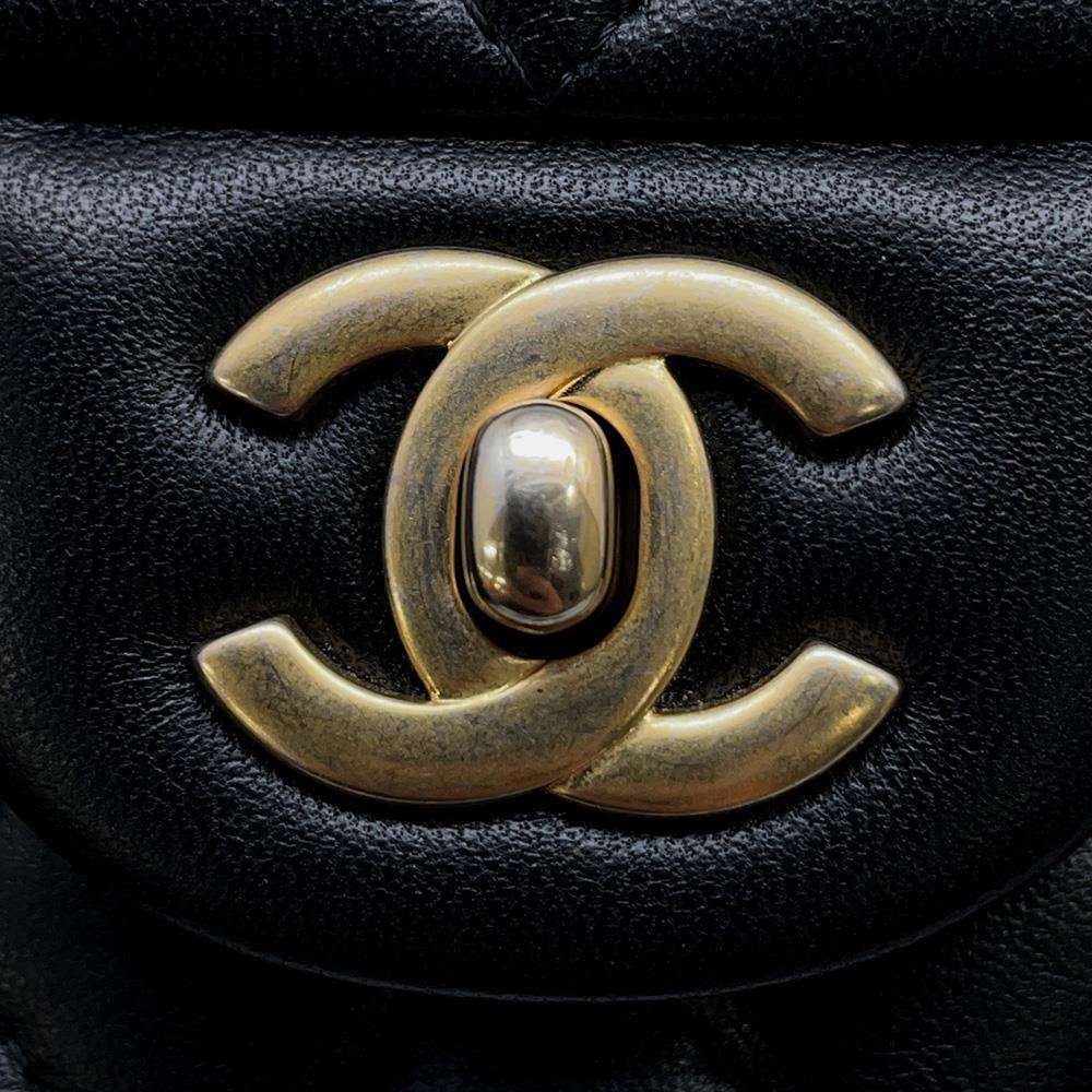 CHANEL Matelasse Top Handle Flap Bag BlackAS2431 Lambskin