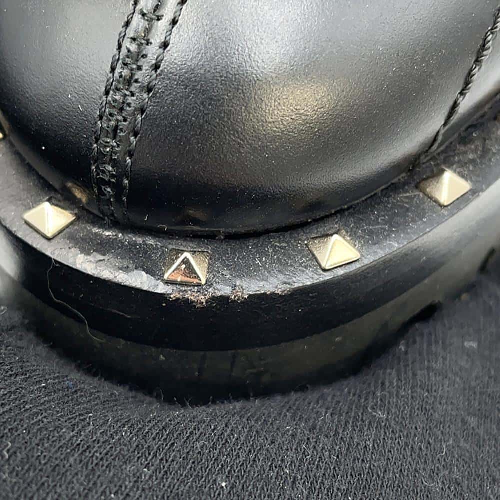 Valentino Garavani Rock Studded Boots Black Leather Size 35