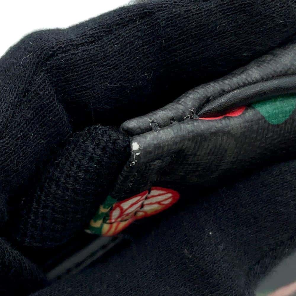 GUCCI B GG Supreme Crossbody Bag Black675181 GG SupremeCanvas