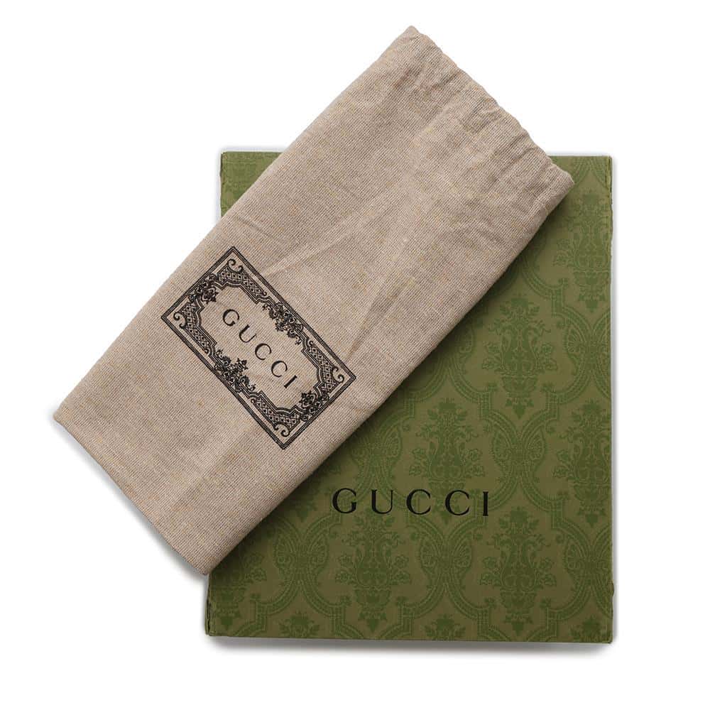 GUCCI B GG Supreme Crossbody Bag Black675181 GG SupremeCanvas