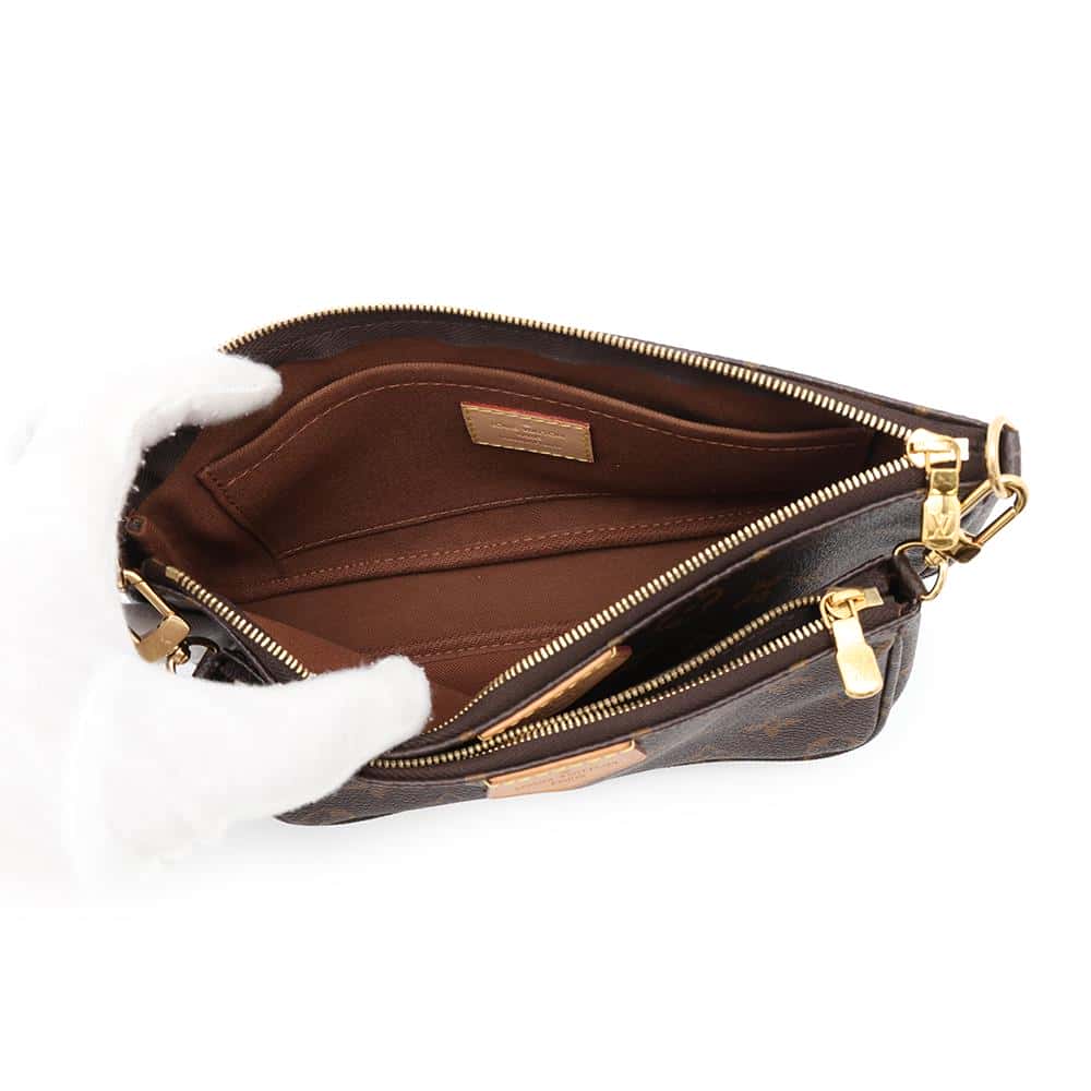 LOUIS VUITTON Multi Pochette Accessoires KhakiM44813 Monogram