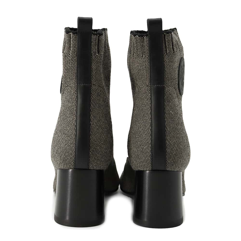 HERMES Vol Vert short boots Black/White Knit Size 36.5