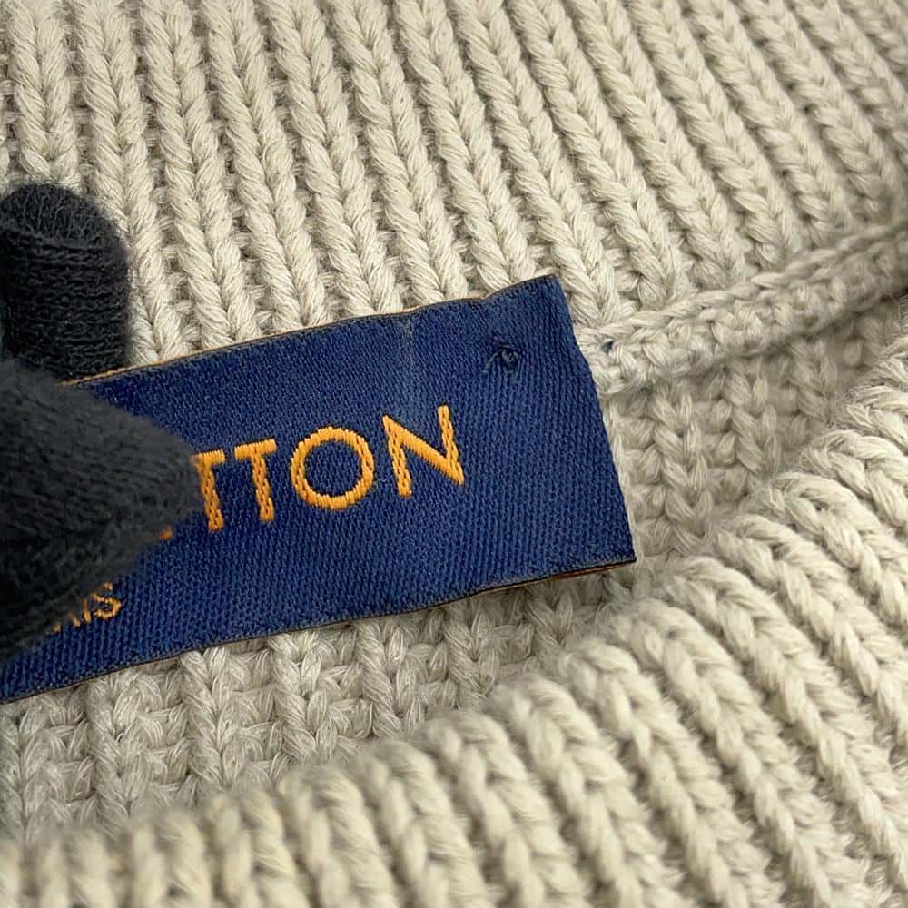 LOUIS VUITTON 21Stainless Steel Stitched Teddy Pullover Size S Beige1A8P3Z Cotton56% Polyester44%