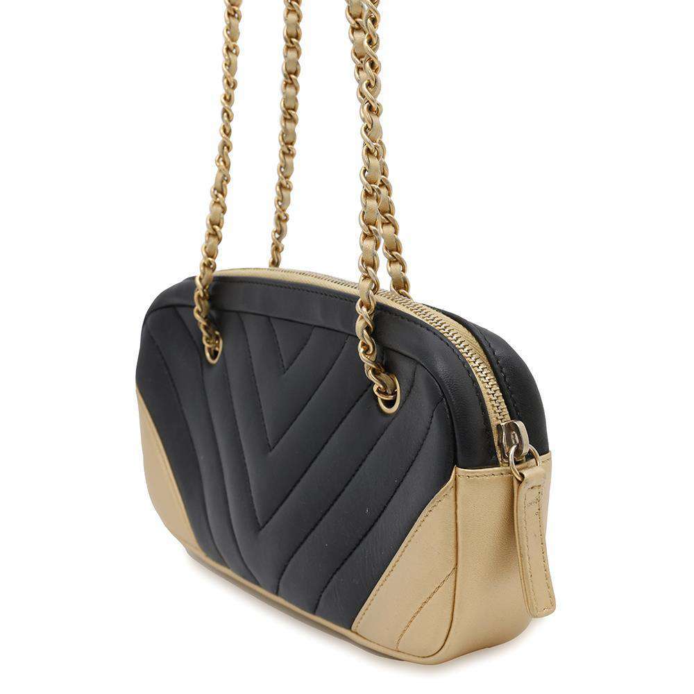 CHANEL Chevron ChainShoulder Bag Black/GoldA90807 Lambskin