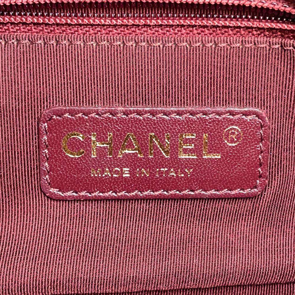 CHANEL Chevron ChainShoulder Bag Black/GoldA90807 Lambskin