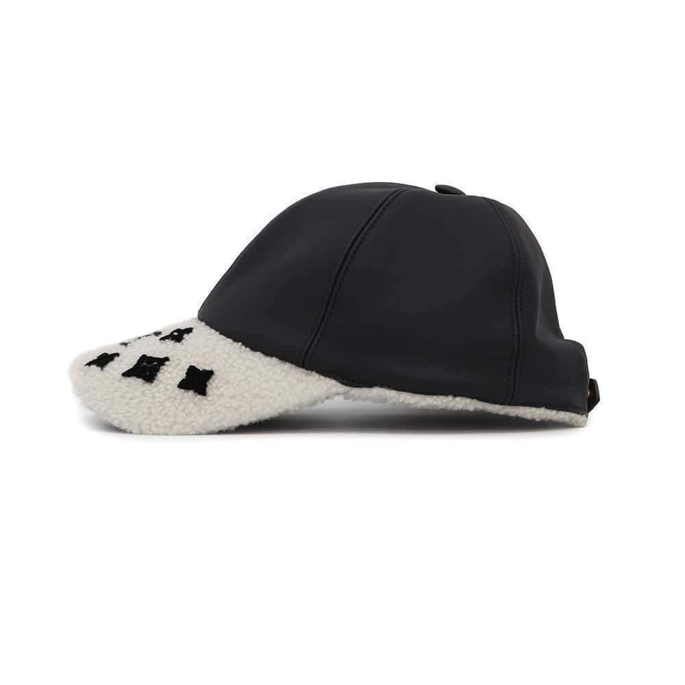 LOUIS VUITTON cap sharing Size M Noir/WhiteM00493 Lamb Leather100% Silk100% Polyester77% Polyurethane23%