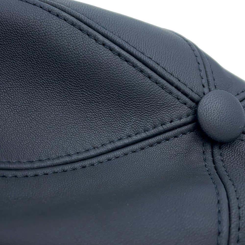 LOUIS VUITTON cap sharing Size M Noir/WhiteM00493 Lamb Leather100% Silk100% Polyester77% Polyurethane23%