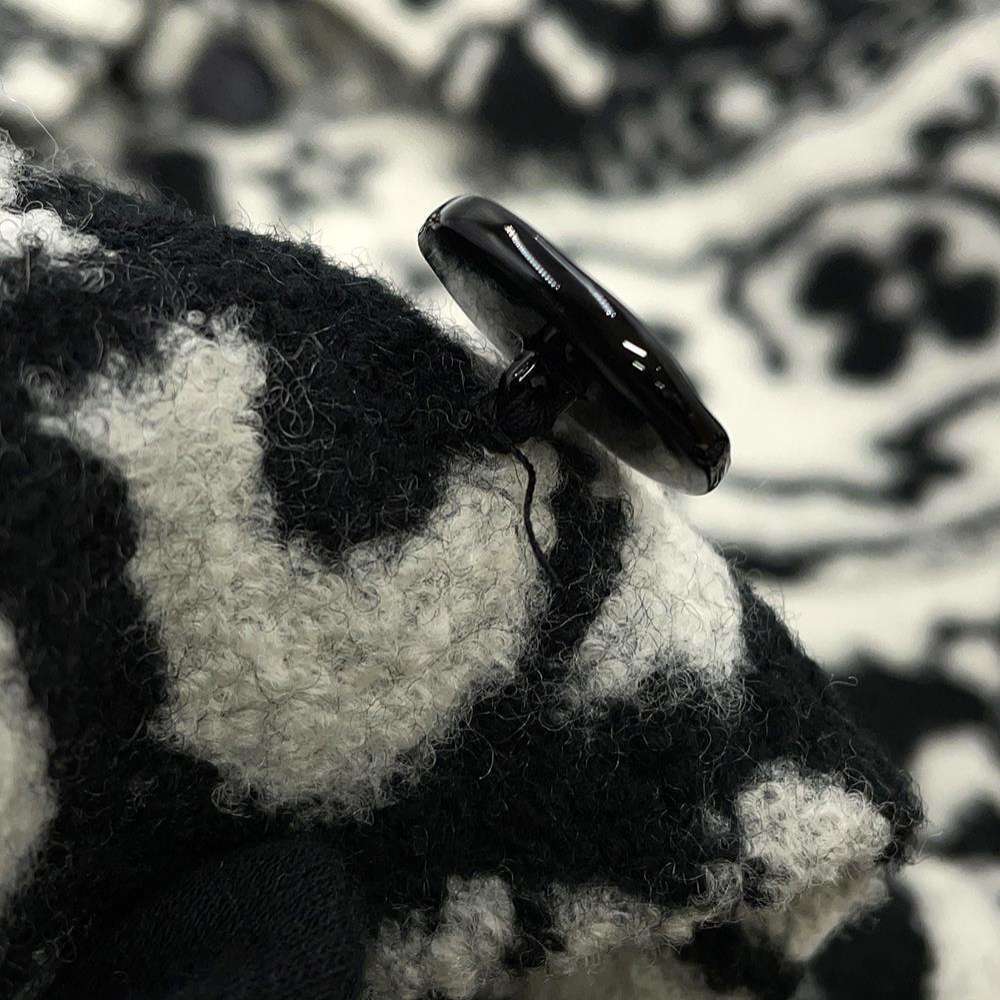 LOUIS VUITTON LV Comic Book Lacquer Jacket Size M White/Black1AB5DO Wool 90% Nylon10%