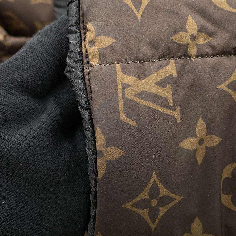LOUIS VUITTON Short pillow puffer wrap coat Size 38 Black/Brown1AA8YC Nylon100% Leather