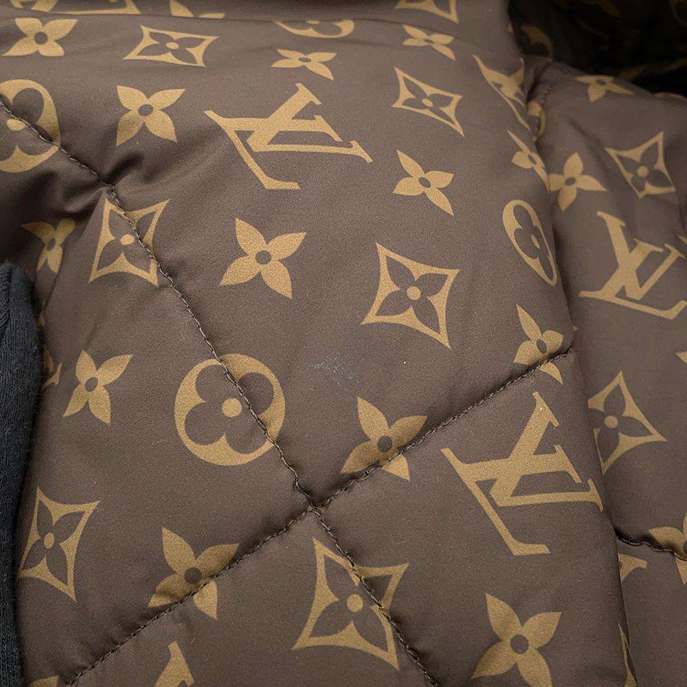 LOUIS VUITTON Short pillow puffer wrap coat Size 38 Black/Brown1AA8YC Nylon100% Leather