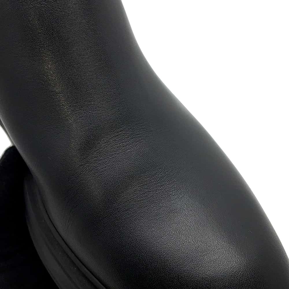HERMES Veo Boots Black Leather Size 39