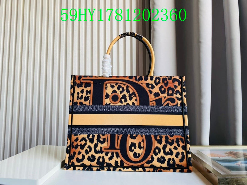 Christian Dior Luxury Bag - The Tote   327