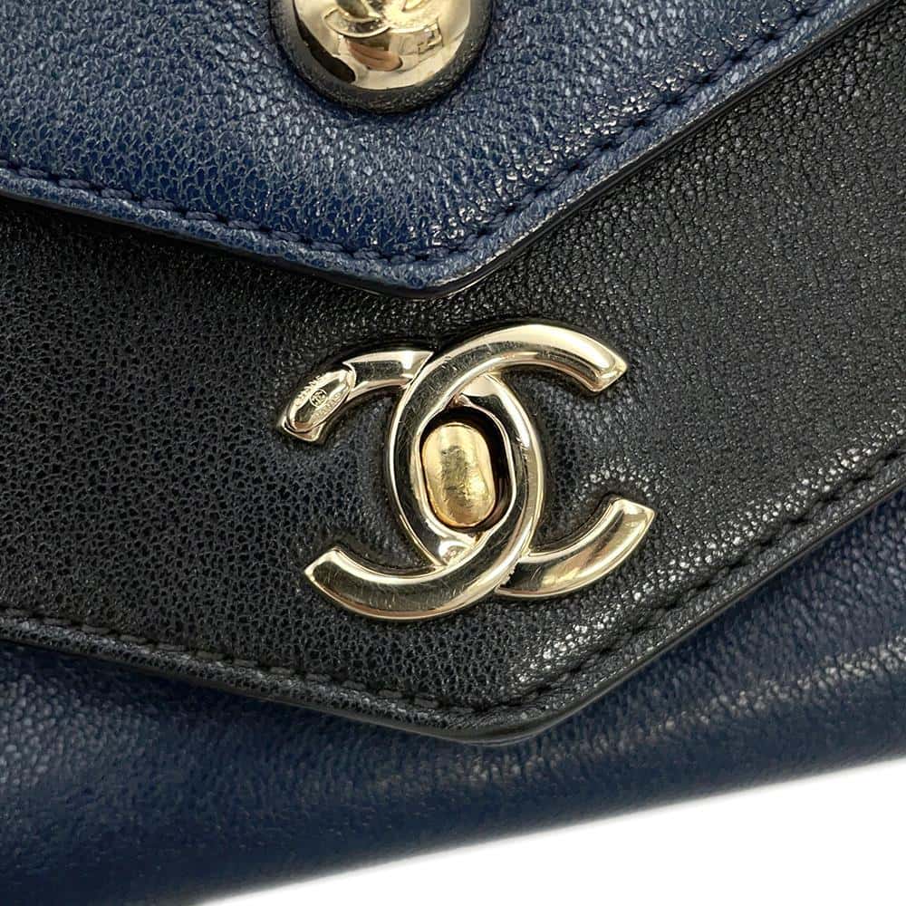 CHANEL V Stitch Waist Bag Navy/BlackA57474 Leather