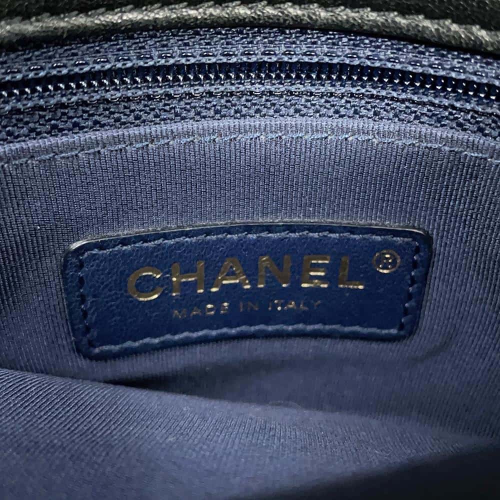 CHANEL V Stitch Waist Bag Navy/BlackA57474 Leather