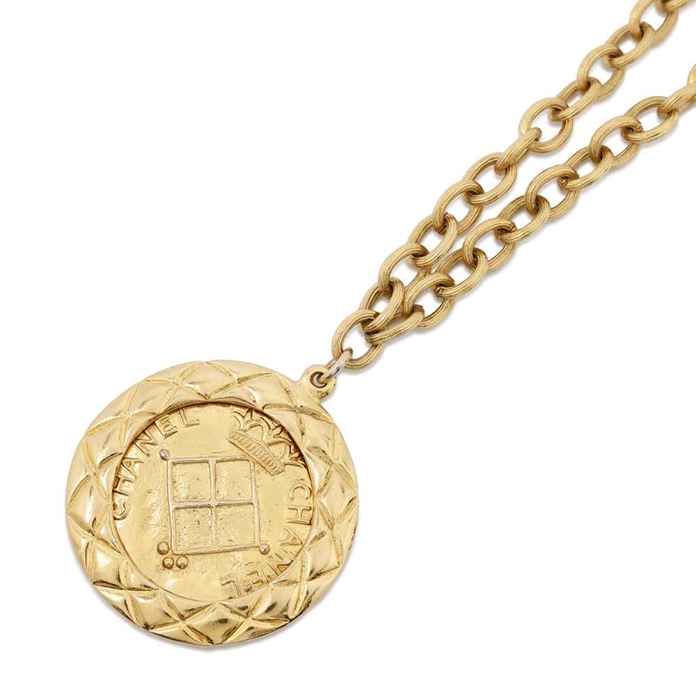 CHANEL Vintage Medal Necklace Gold Metal