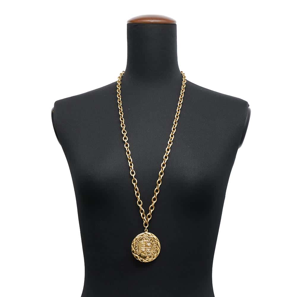 CHANEL Vintage Medal Necklace Gold Metal